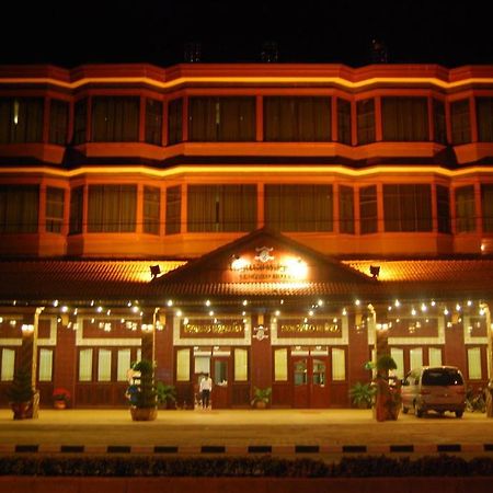 Sengkeo Hotel Vientiane Esterno foto