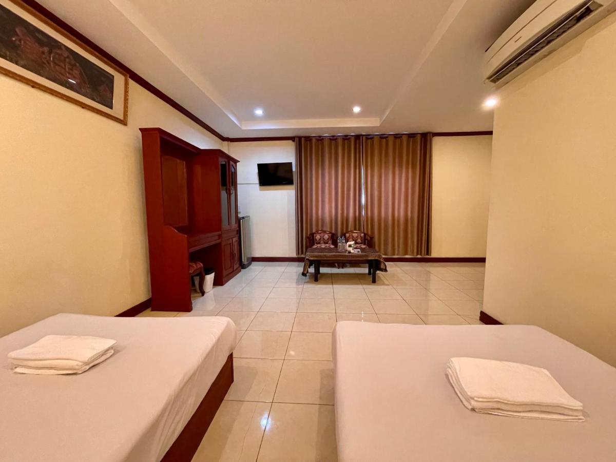 Sengkeo Hotel Vientiane Esterno foto