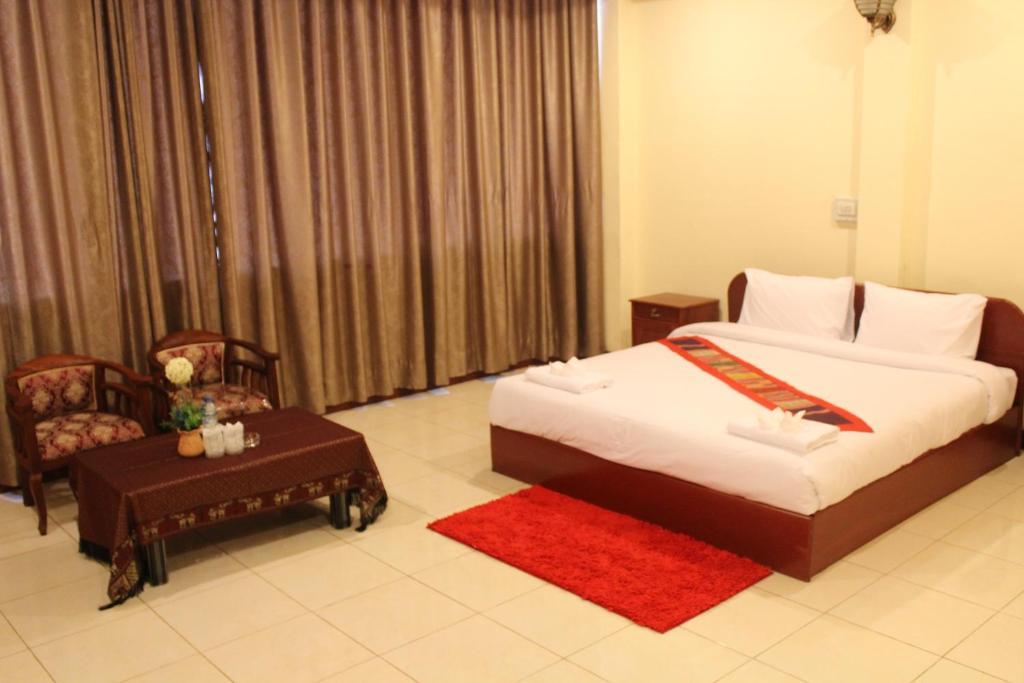 Sengkeo Hotel Vientiane Esterno foto