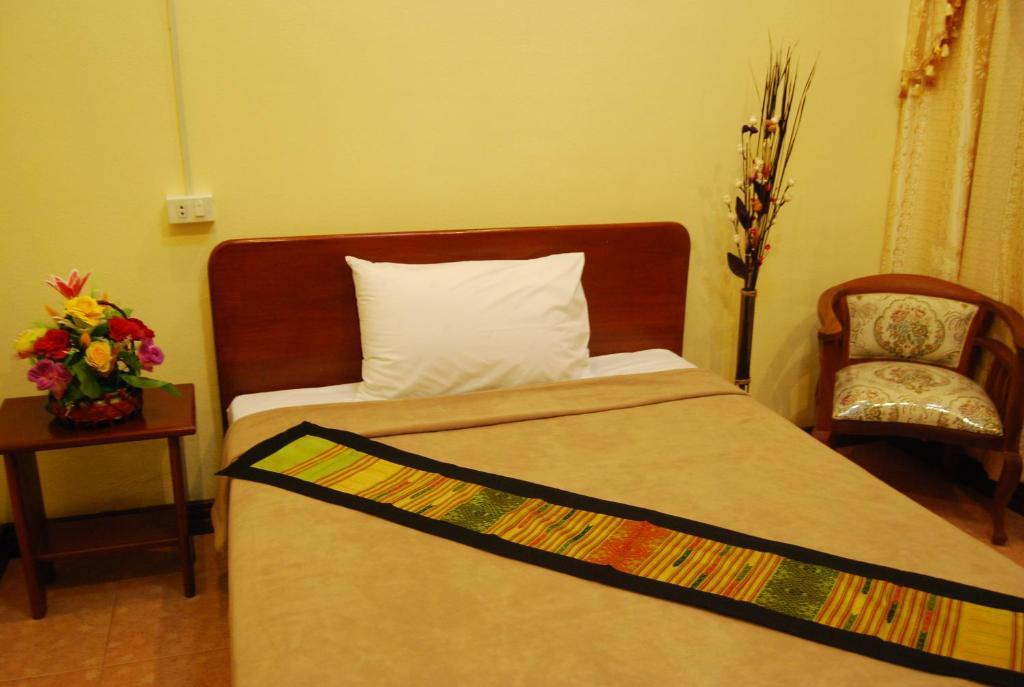 Sengkeo Hotel Vientiane Esterno foto