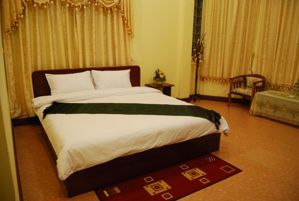 Sengkeo Hotel Vientiane Esterno foto